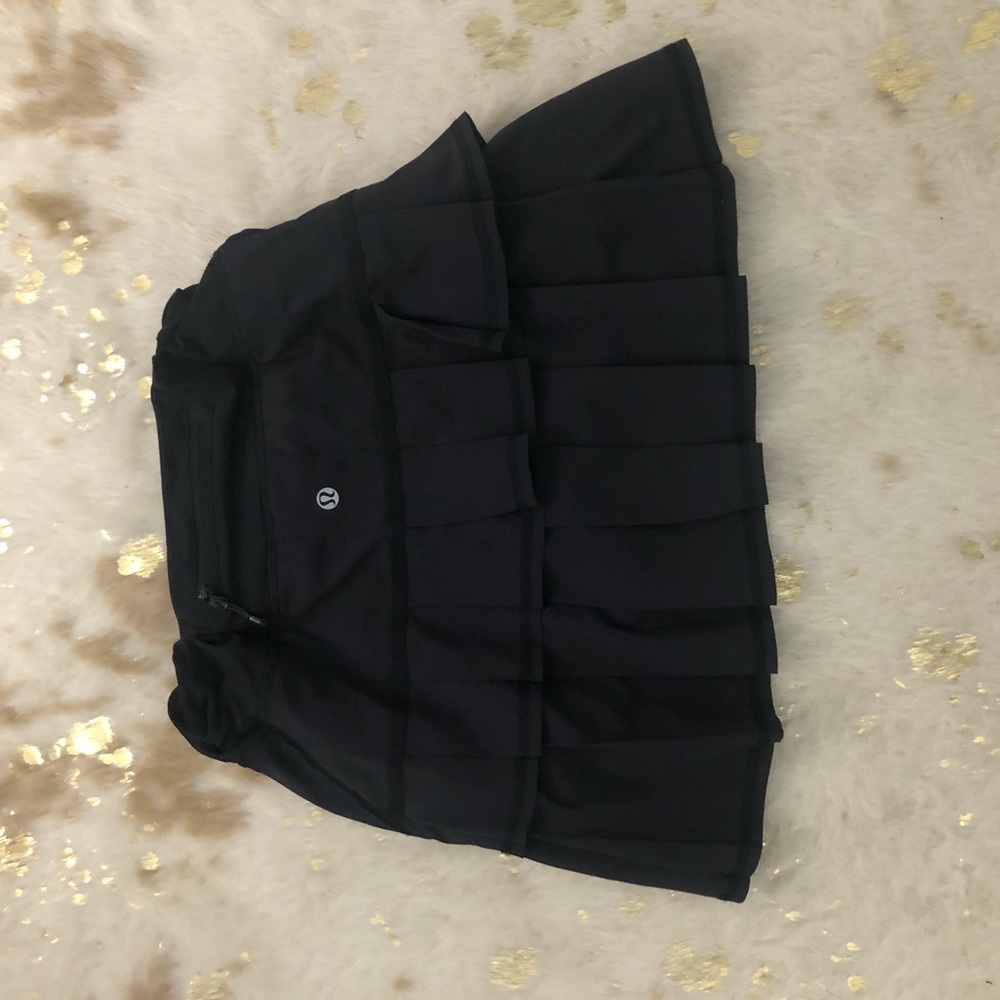 Lululemon Skirt in Black